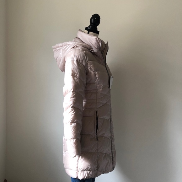 Via Spiga Down Feather Water Repellent Champage - Picture 3 of 6